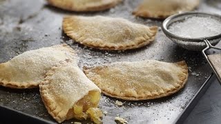 Empanadillas de manzana y canela  Recetas Buitoni [upl. by Jarred198]