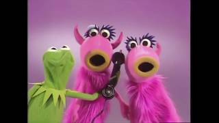 Muppet Songs Mahna Mahna Muppet Show  1976 [upl. by Ridglea]