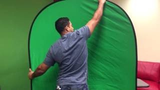 How to fold a portable green screen SIMPLE [upl. by Roe]